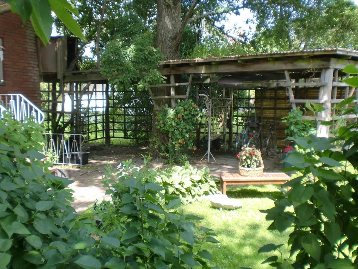 Trollhaettans Bed And Breakfast Εξωτερικό φωτογραφία