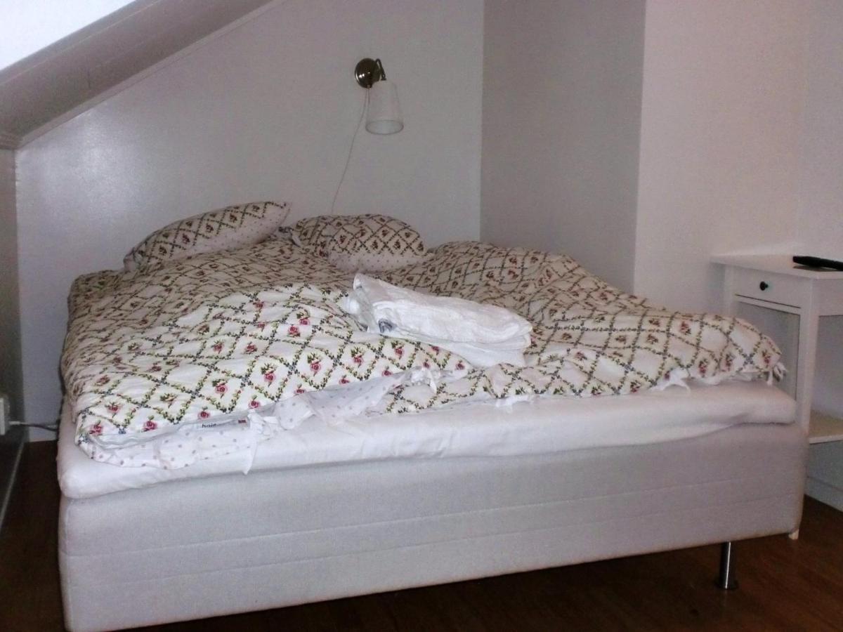 Trollhaettans Bed And Breakfast Δωμάτιο φωτογραφία
