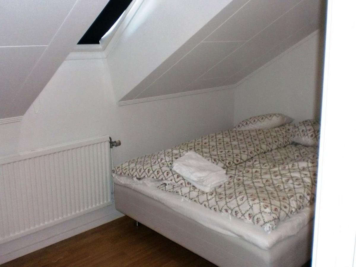 Trollhaettans Bed And Breakfast Δωμάτιο φωτογραφία